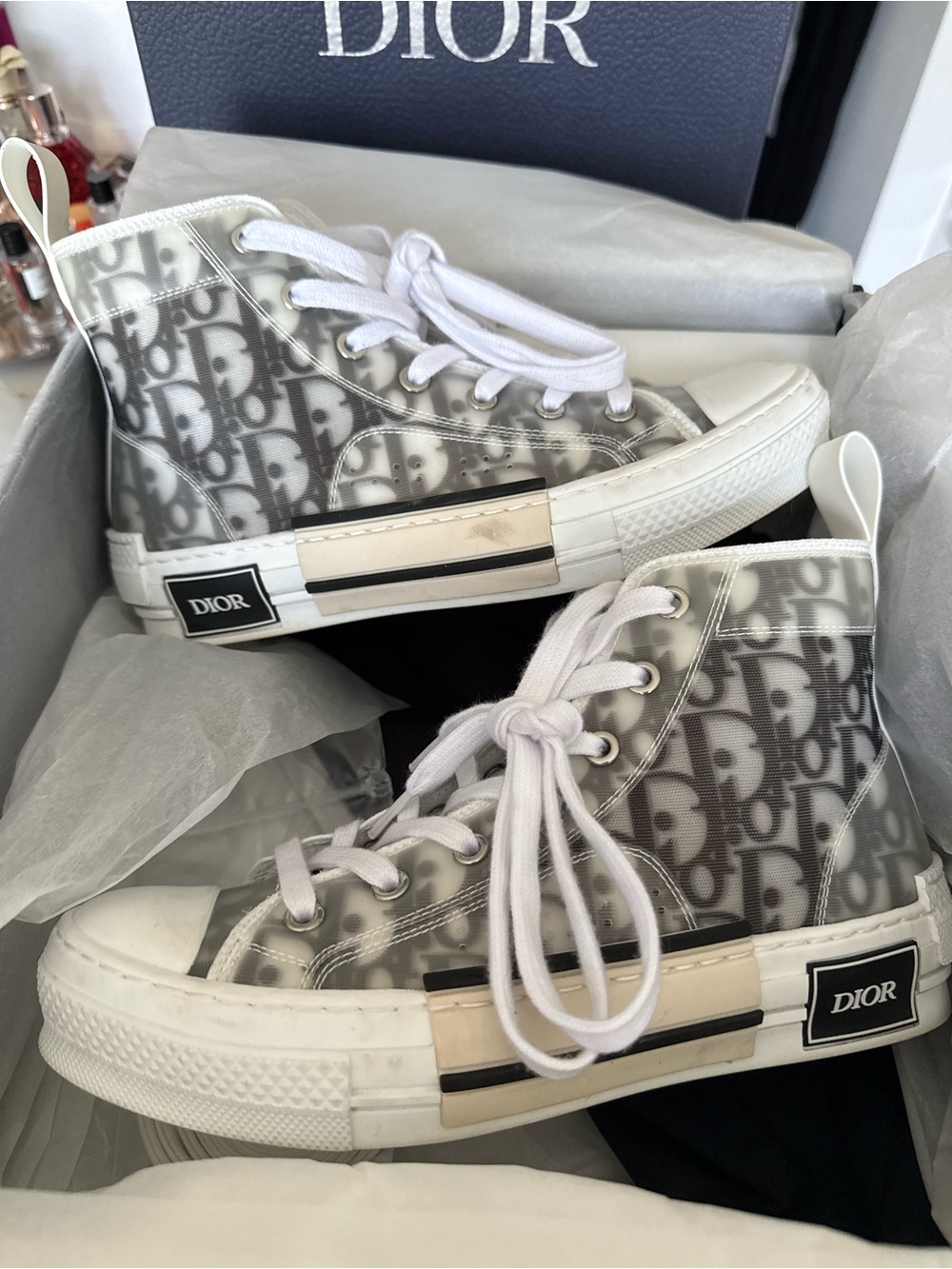 Dior High-Top Sneaker in White & Black Oblique - Picture 3 of 9